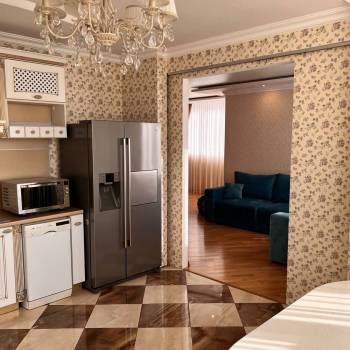 Продается 3-х комнатная квартира, 105 м²