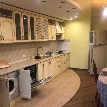 Сдается 2-х комнатная квартира, 70 м²