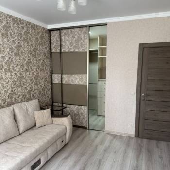 Сдается 1-комнатная квартира, 37 м²