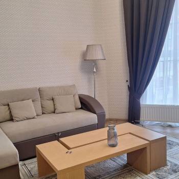 Сдается Многокомнатная квартира, 97 м²