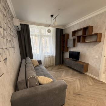 Продается 1-комнатная квартира, 36,8 м²
