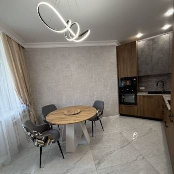 Продается 1-комнатная квартира, 36,8 м²