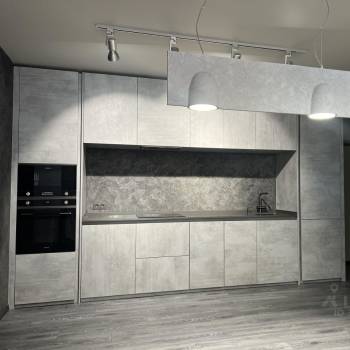 Продается 1-комнатная квартира, 61,4 м²