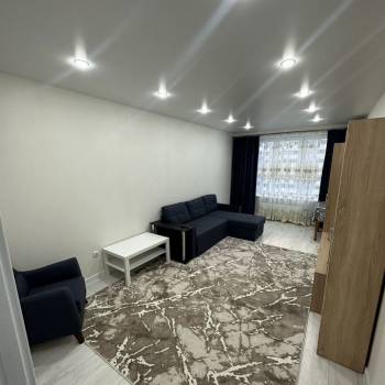 Сдается Многокомнатная квартира, 98 м²
