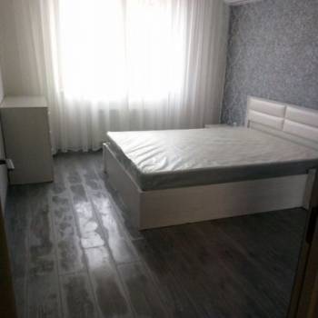 Сдается Многокомнатная квартира, 90 м²