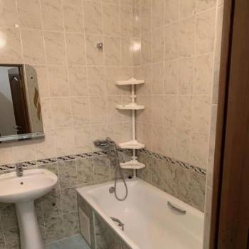 Сдается 2-х комнатная квартира, 74 м²