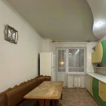 Сдается 2-х комнатная квартира, 74 м²