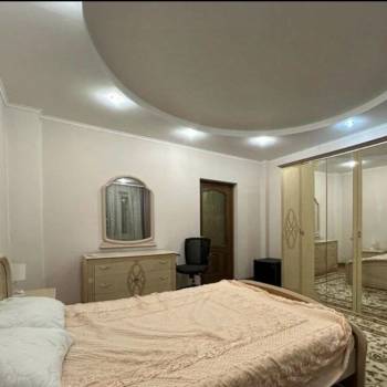 Сдается 2-х комнатная квартира, 74 м²