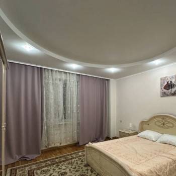 Сдается 2-х комнатная квартира, 74 м²