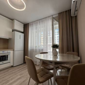 Сдается 1-комнатная квартира, 38 м²