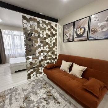 Сдается 1-комнатная квартира, 51 м²