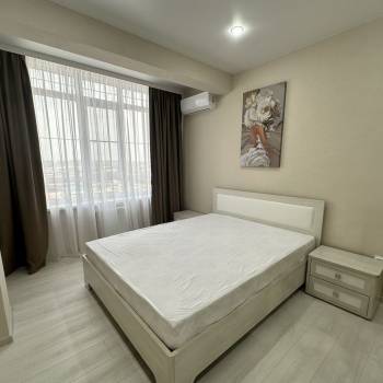 Сдается 1-комнатная квартира, 51 м²