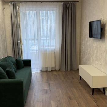 Сдается 1-комнатная квартира, 42 м²