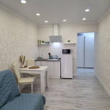 Продается 1-комнатная квартира, 28 м²