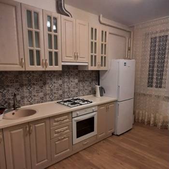 Продается 1-комнатная квартира, 35 м²