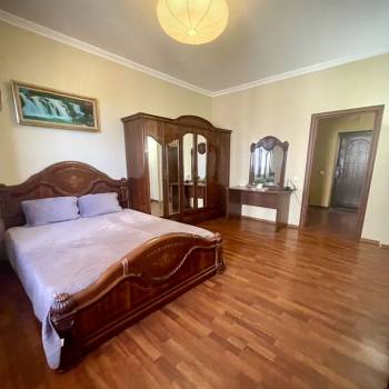 Сдается 1-комнатная квартира, 50 м²