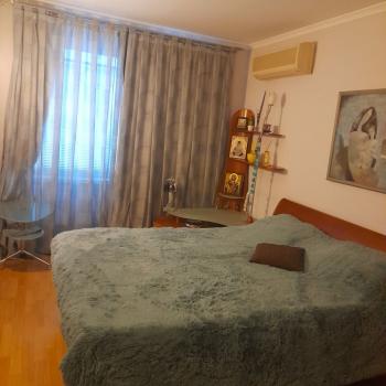 Сдается 2-х комнатная квартира, 75 м²