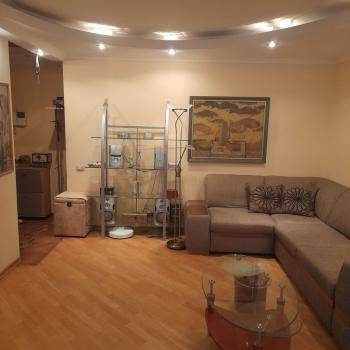 Сдается 2-х комнатная квартира, 75 м²