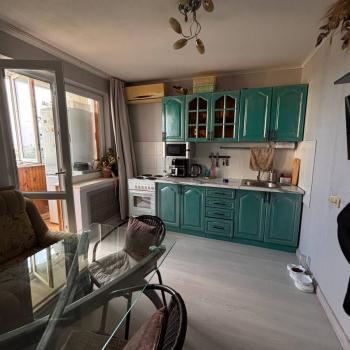 Продается 1-комнатная квартира, 40 м²