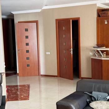 Продается Многокомнатная квартира, 138 м²
