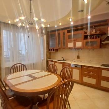 Продается 3-х комнатная квартира, 79 м²