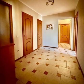 Сдается Многокомнатная квартира, 80 м²