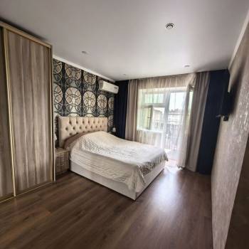 Продается Многокомнатная квартира, 107,3 м²