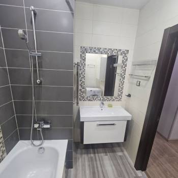 Сдается Многокомнатная квартира, 96 м²