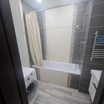 Сдается Многокомнатная квартира, 96 м²