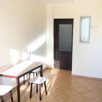 Сдается 1-комнатная квартира, 62 м²