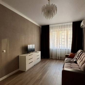 Сдается 1-комнатная квартира, 35 м²