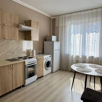 Сдается 1-комнатная квартира, 41 м²