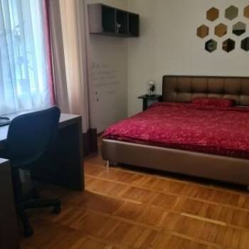 Продается Многокомнатная квартира, 160 м²