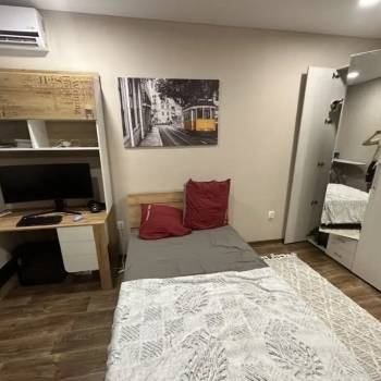 Продается 1-комнатная квартира, 40 м²