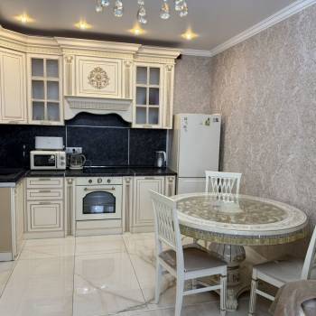 Сдается 1-комнатная квартира, 47,5 м²