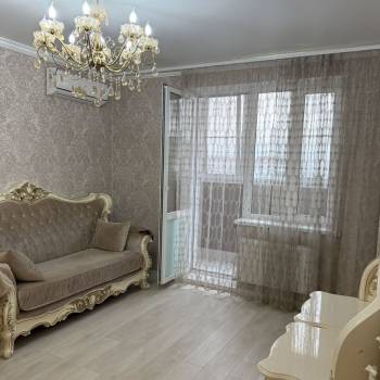 Сдается 1-комнатная квартира, 47,5 м²