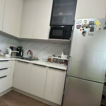 Продается 1-комнатная квартира, 40 м²