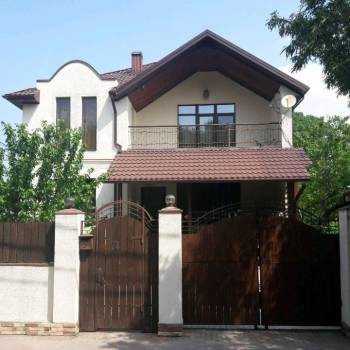 Продается Дом, 290 м²