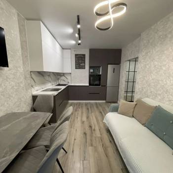 Продается 2-х комнатная квартира, 61 м²