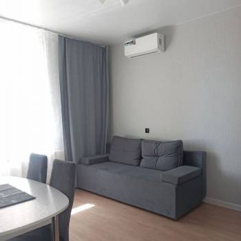 Сдается 1-комнатная квартира, 37,5 м²