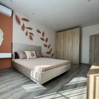 Продается 1-комнатная квартира, 37 м²