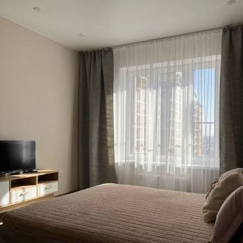 Продается 1-комнатная квартира, 37 м²