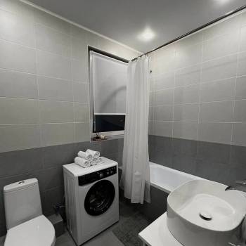 Сдается Многокомнатная квартира, 84 м²