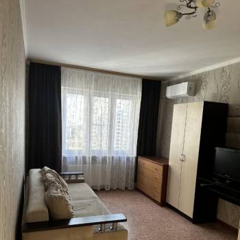 Сдается 1-комнатная квартира, 41 м²