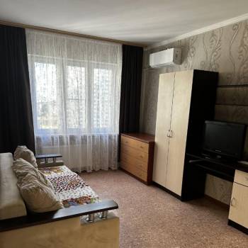 Сдается 1-комнатная квартира, 41 м²