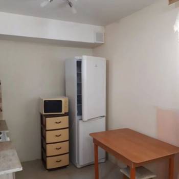 Продается 1-комнатная квартира, 28 м²