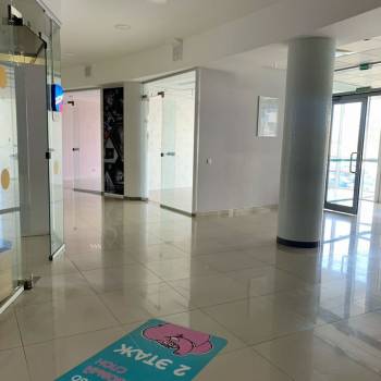 Сдается Нежилое помещение, 700 м²