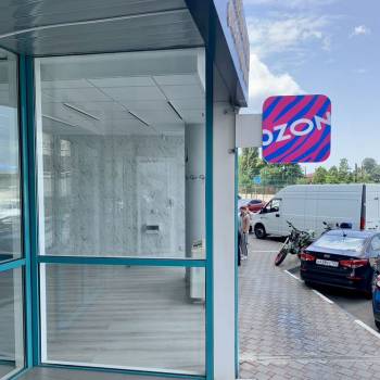 Сдается Нежилое помещение, 700 м²
