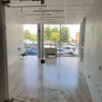 Сдается Нежилое помещение, 700 м²