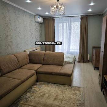Сдается 1-комнатная квартира, 40 м²